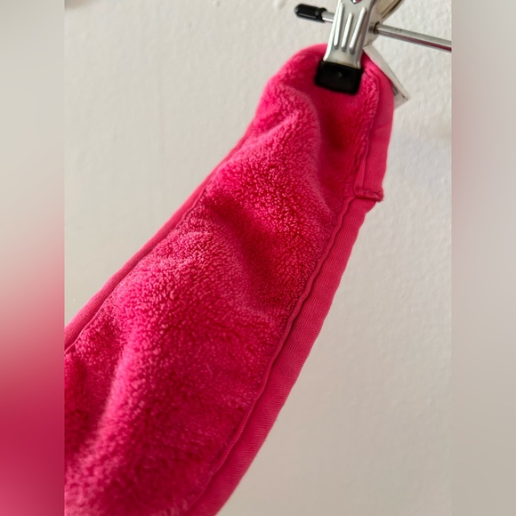 Mini Makeup Eraser - Picture 4 of 6